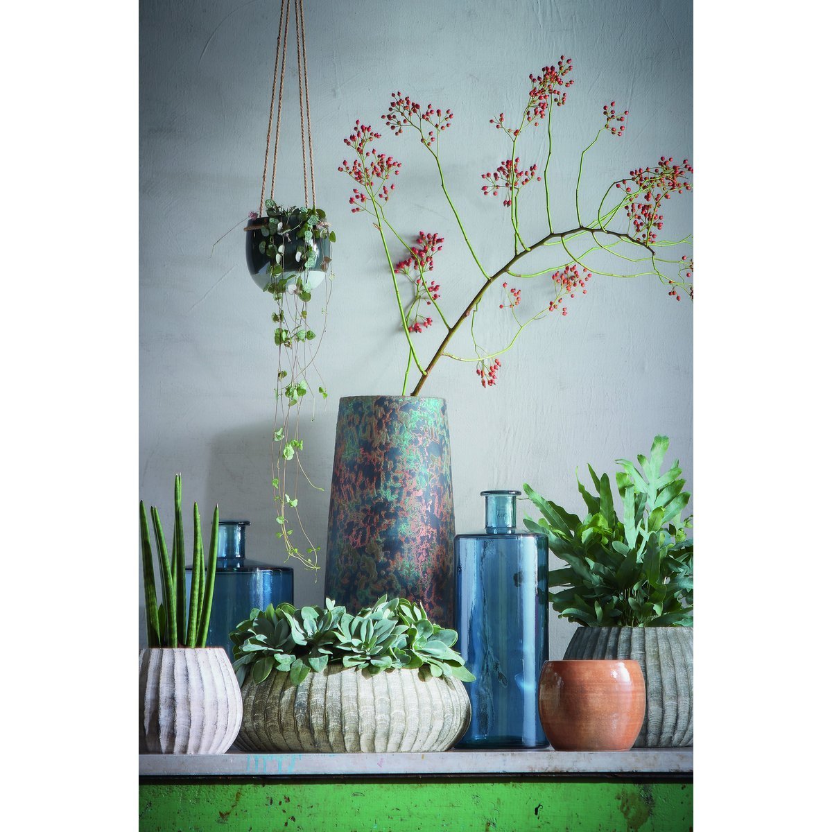 Guan Fles Vaas - H75 x Ø25 cm - Gerecycled Glas - Blauw